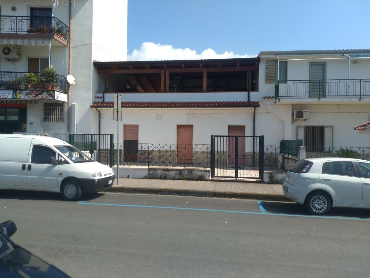 Ferienwohnung Mary&Bi Scalea Exterior foto